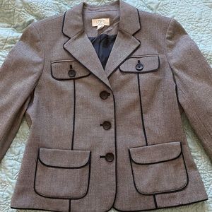 The Loft pant suit set. Size 6 petite. Wide leg pants. Great condition.